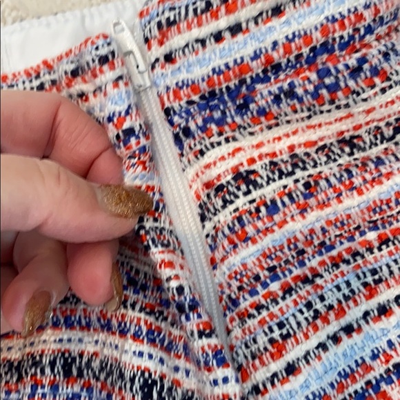 Winter tweed skirt with gold button detail - Picture 4 of 6